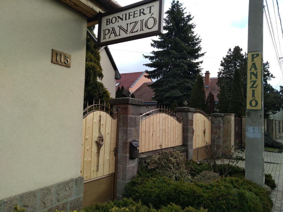 Bonifert Vendeghaz Hotel Dunabogdany Bagian luar foto
